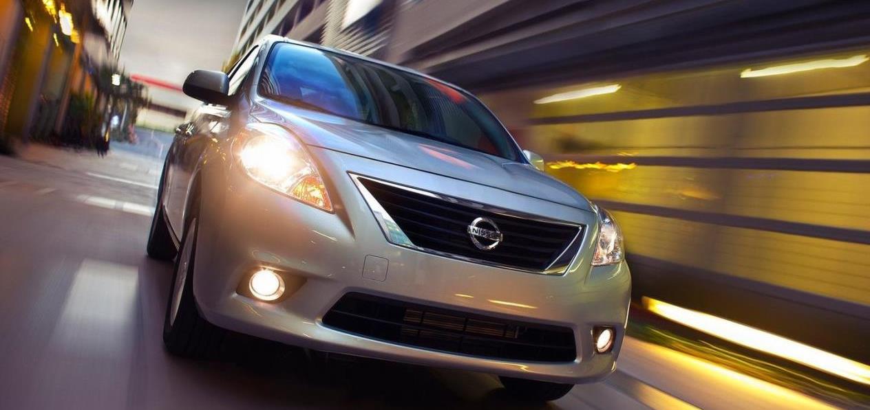 nissan versa